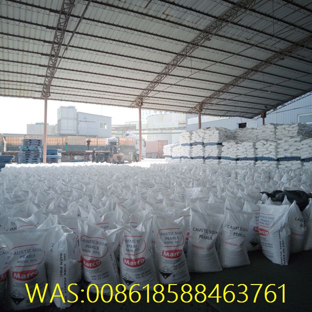 Caustic soda pearls