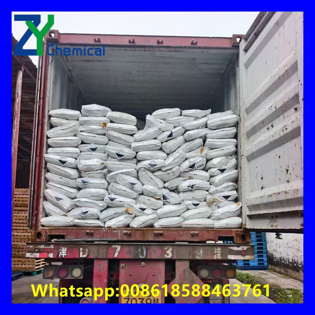 Stock et chargement de perles de soude caustique port de Tianjin - Soude prix direct fabricant